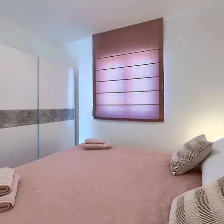 App Maria Apartman Pula