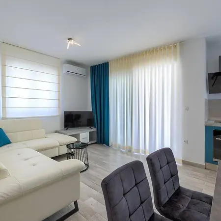 App Maria Daire Pula